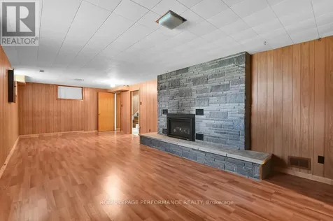 23 Elma Street Ottawa ON K1T 3W8