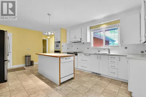23 Elma Street Ottawa ON K1T 3W8