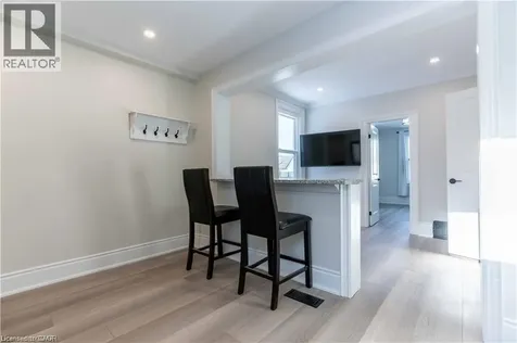 66 Queen Street West Cambridge ON N3C 1G1