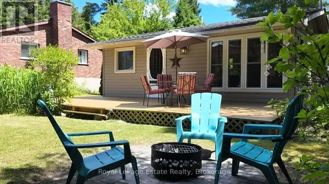 407 Third Avenue North South Bruce Peninsula ON N0H 2G0