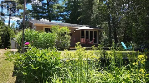 407 Third Avenue North South Bruce Peninsula ON N0H 2G0