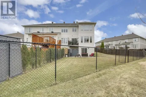 2136 Bergamot Circle Ottawa ON K4A 4R4