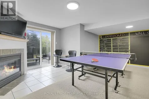 2136 Bergamot Circle Ottawa ON K4A 4R4