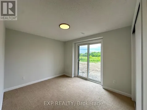 257 Bankside Way Ottawa ON K2J 7M9