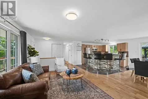 4044 Calbrent Way Ottawa ON K0A 2W0