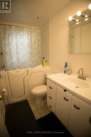 1339 Kilborn Avenue Ottawa ON K1H 6L2