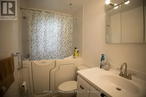 1339 Kilborn Avenue Ottawa ON K1H 6L2