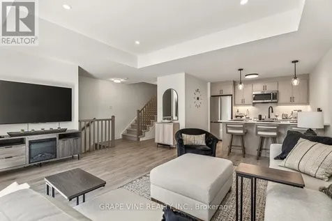 369 Olivenite Private Ottawa ON K2J 7J5