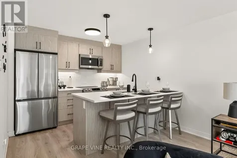369 Olivenite Private Ottawa ON K2J 7J5