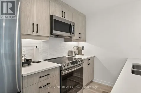 369 Olivenite Private Ottawa ON K2J 7J5