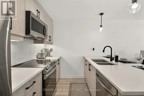 369 Olivenite Private Ottawa ON K2J 7J5