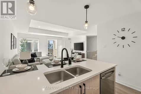 369 Olivenite Private Ottawa ON K2J 7J5