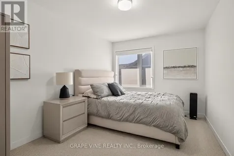 369 Olivenite Private Ottawa ON K2J 7J5