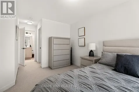 369 Olivenite Private Ottawa ON K2J 7J5