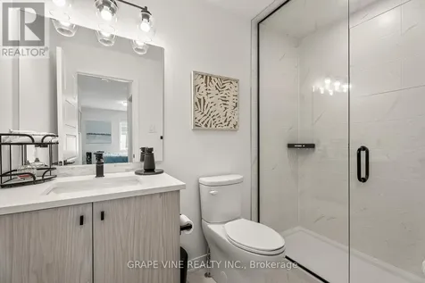 369 Olivenite Private Ottawa ON K2J 7J5