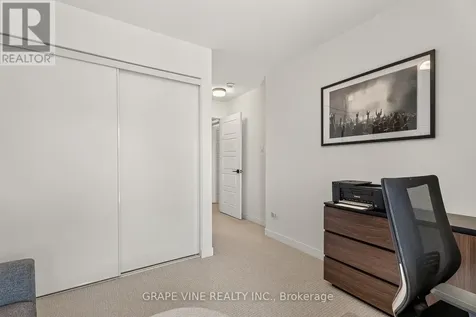 369 Olivenite Private Ottawa ON K2J 7J5
