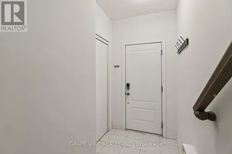 369 Olivenite Private Ottawa ON K2J 7J5