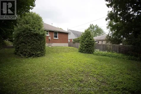 1339 Kilborn Avenue Ottawa ON K1H 6L2