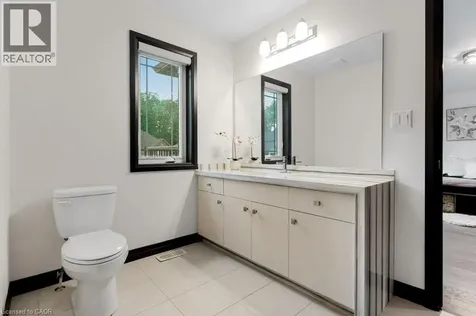 4041 Highland Park Drive Beamsville ON L3J 0S9