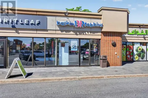 888 Meadowlands Drive East Ottawa ON K2C 3R2