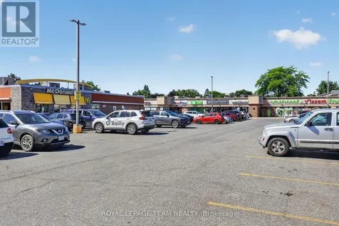 888 Meadowlands Drive East Ottawa ON K2C 3R2