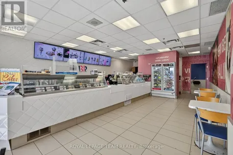 888 Meadowlands Drive East Ottawa ON K2C 3R2