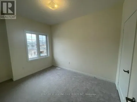 10 O'reilly Street Whitby ON L1P 0N7