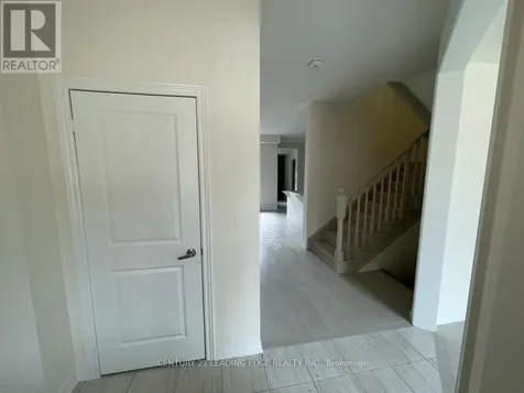 10 O'reilly Street Whitby ON L1P 0N7
