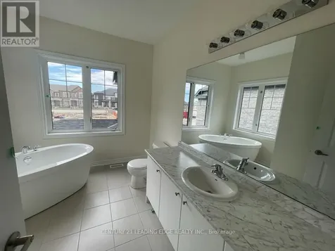 10 O'reilly Street Whitby ON L1P 0N7