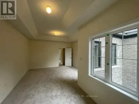 10 O'reilly Street Whitby ON L1P 0N7