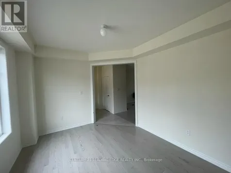 10 O'reilly Street Whitby ON L1P 0N7