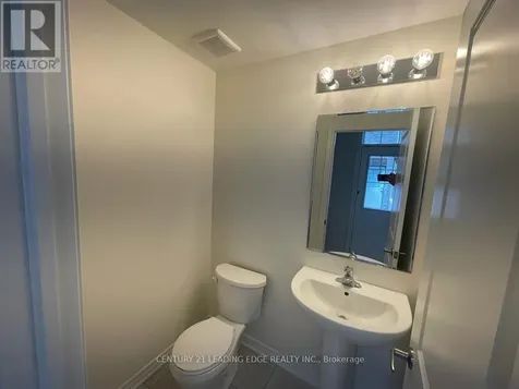 10 O'reilly Street Whitby ON L1P 0N7