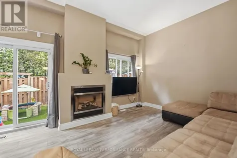 2208 Orient Park Drive Ottawa ON K1B 4W2