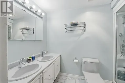 2208 Orient Park Drive Ottawa ON K1B 4W2