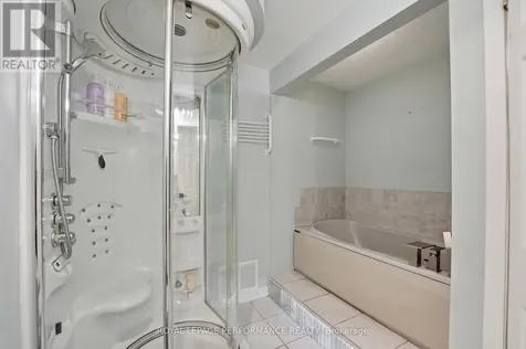 2208 Orient Park Drive Ottawa ON K1B 4W2