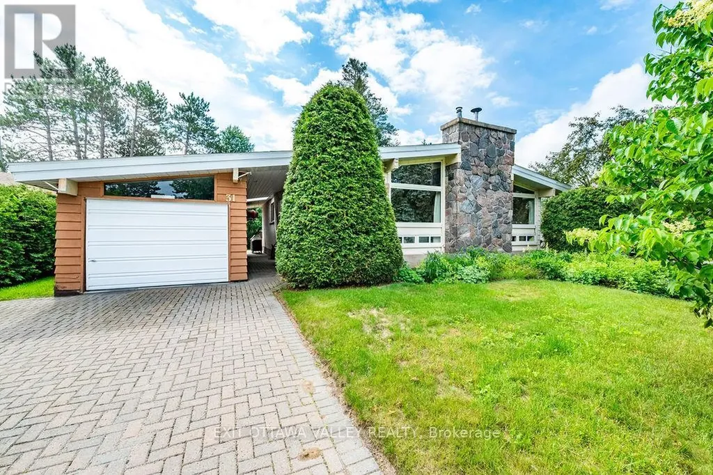 31 Claremount Road Deep River ON K0J 1P0