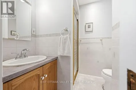 31 Claremount Road Deep River ON K0J 1P0