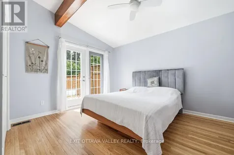 31 Claremount Road Deep River ON K0J 1P0