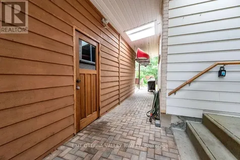 31 Claremount Road Deep River ON K0J 1P0