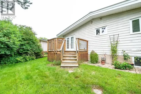 31 Claremount Road Deep River ON K0J 1P0