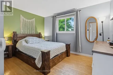 1257 Peden Boulevard Brockville ON K6V 3K5