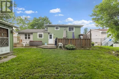 1257 Peden Boulevard Brockville ON K6V 3K5