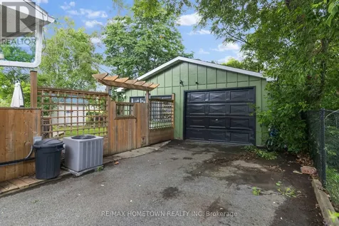1257 Peden Boulevard Brockville ON K6V 3K5