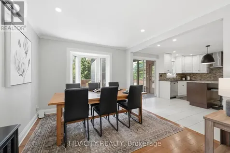 13 Poole Creek Crescent Ottawa ON K2S 1T6