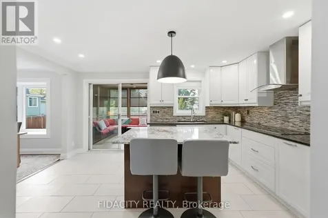 13 Poole Creek Crescent Ottawa ON K2S 1T6