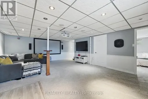 13 Poole Creek Crescent Ottawa ON K2S 1T6