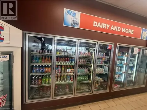 455 Grand Avenue East Chatham-kent ON N7L 1X4