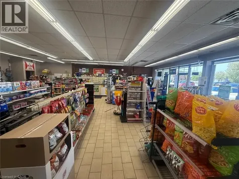 455 Grand Avenue East Chatham-kent ON N7L 1X4