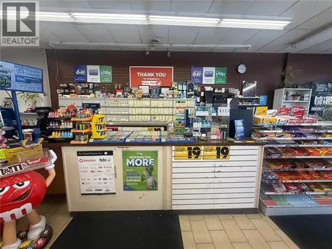 455 Grand Avenue East Chatham-kent ON N7L 1X4