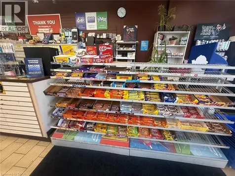 455 Grand Avenue East Chatham-kent ON N7L 1X4
